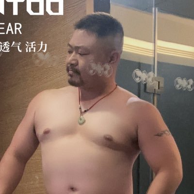 zaixiangmouren's profile picture. 哈哈