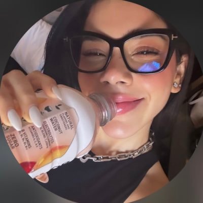 hqnzel_'s profile picture. 🫀: @keniaos