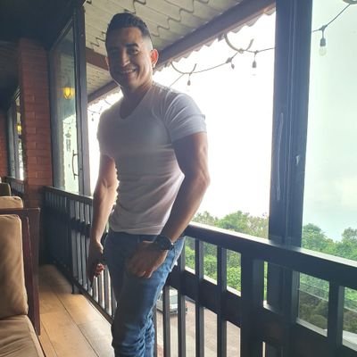 enmanuelitop's profile picture. Je suis une personne qui n'abandonne pas jamais et j'aime s'amuser. I'M A PERSON WHO DO NOT BACK DOWN AND SOMEONE WHO LIKES TO HAVE FUN.