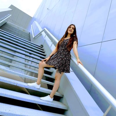 pame_rangel's profile picture. Sé valiente, incluso si no lo eres, finge serlo. 🤍Nadie se dará cuenta. 🤍