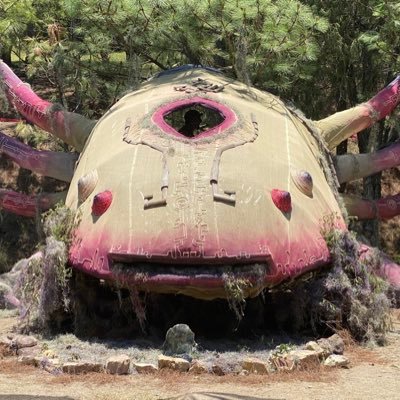 R0mpech0chas's profile picture. 