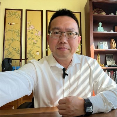 Economist, Columnist, Veteran, Weiping Show Host, Author of “China’s Crisis Roadmap” & “Exodus from the Crisis of China” 經濟學者/專欄作家/退伍軍人/平論主持人/中國危機三部曲作者