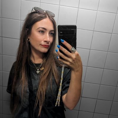 She/her.
Level 30.
Associate Director at PREMIER Games.
London📍