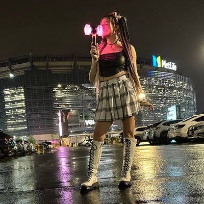 Call me Snix, call me Snacks, SnixSnack Paddy Whack whatever 🤷🏽‍♀️ Anime nerd, cosplay lover, &variety streamer. HA Rep Catch me @ https://t.co/Q9IVdxMCZK