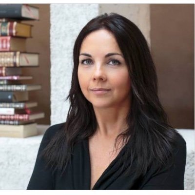 MaribelMedina69's profile picture. Directora de la red  @mipueblolee Premio Nacional Fomento de la lectura 2024. Escritora en @KerriganAgency. Nueva novela #Hambre. Odio el dopaje.