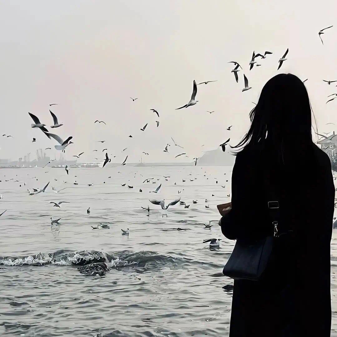 Theteigh154631's profile picture. 