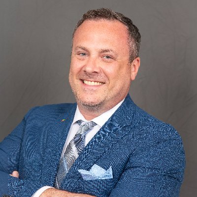 BowserRealty's profile picture. Realtor® helping everyone find heir place in the world @Compass