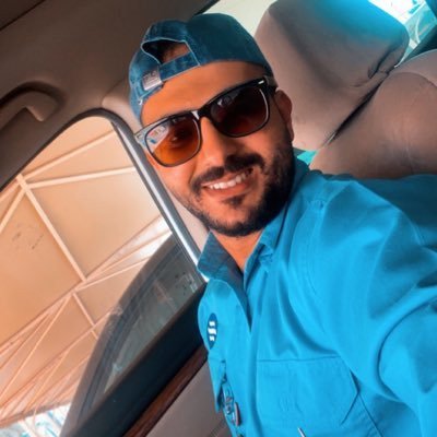 انسان راقي،محب للشعر،ذوقي رفيع ، كلامي يعكس ما حولي🥀