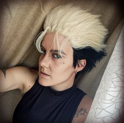 Cosplayer || They•Them || 28yo || 🇮🇹•🇬🇧 || LGBTQA+ 🌈 || Taken 💘 || stay away if you send threats over fictional content || I share 🔞 shit, beware