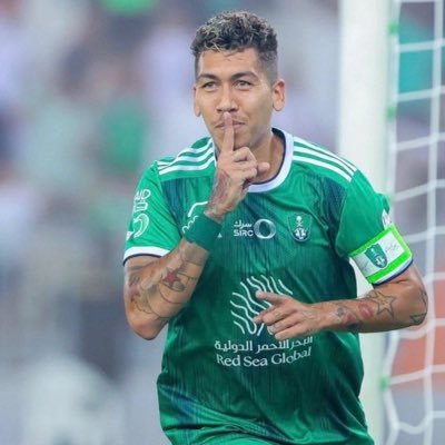 :لِـ نادي الاهلي السعودي سأحُبك دوماً وكأنني لم أجد شيئا أعظمُ من شِعارك لأحتفظ به💚✨.