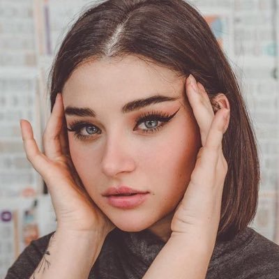 💙 INFJ (A) 💙She/her 💙 банковский сотрудник с дипломом экономиста 💙переобулась с английского на китайский 💙