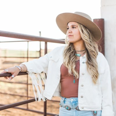 tarraaz71's profile picture. ℳ𝒾𝒸𝒽𝒾𝑔𝒶𝓃 ↳𝕆𝕜𝕝𝕒𝕙𝕠𝕞𝕒  •small businesses owner•