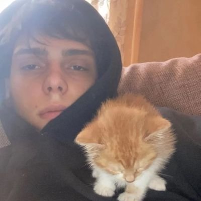 tracollo personale e lato oscuro di @RxttenKar qua ormai si simpa e basta | she/her