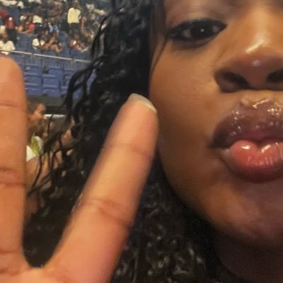 Asake1fan4's profile picture. Burner.