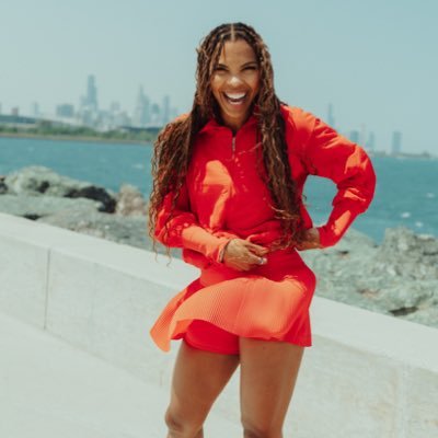 the intersection of healthy + hustle. Founder 100MilesofSummer™️ @lululemon ambo @onrisecare Athlete Mental Health Spc. @hyperice contributor • views are my own