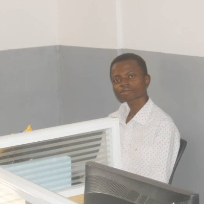 fils de onakoy et simelo yema né à kindu le 01 mars 1995 licencié en relations internationales à l'université de kindu