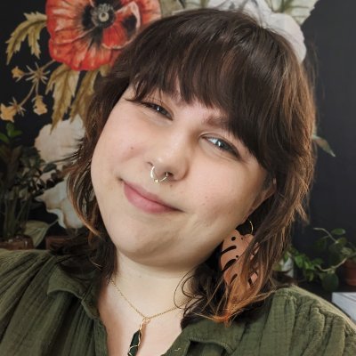 she/they | TTRPG storyteller | GM on @StartPlaying (wanderhome, alice is missing, good society & more) | acelestialplain@gmail.com | ✨🧹gencon '24 | 🇵🇸