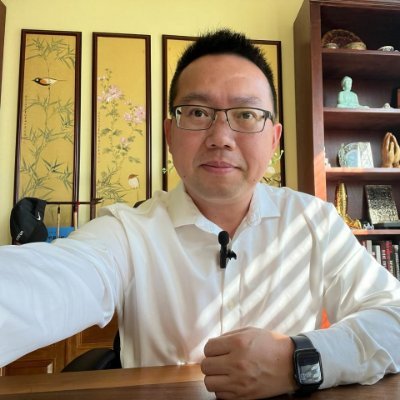 Economist, Columnist, Veteran, Weiping Show Host, Author of “China’s Crisis Roadmap” & “Exodus from the Crisis of China” 經濟學者/專欄作家/退伍軍人/平論主持人/中國危機三部曲作者