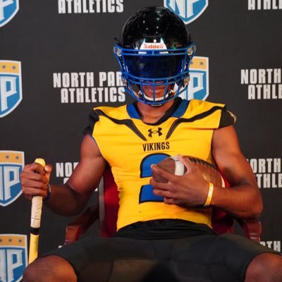AGTG 🙏🏾 6’3 190 CB 40 yard: 4.45 NFL,XFL, CFL FREE AGENT