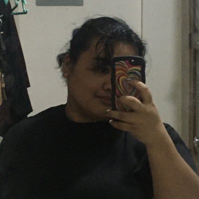 desireeloisss's profile picture. tangina nalang ng buhay