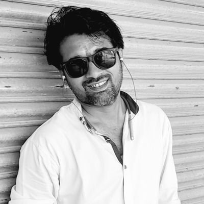 AnandShri1309's profile picture. हार नही मानूंगा रार नई ठानूंगा 
काल के कपाल पे लिखता मिटाता हूं ।
गीत नया गाता हूं