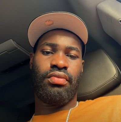 Isell, IBuy, ISwap all phones and gadgets 💻📱🖲️| Tired akokite 😔| God only| Ronaldo ❤️| GGMU ❤️| Humour👍| Santan Dave 🐐❤️