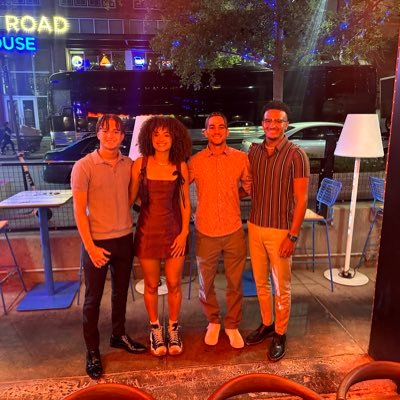 TenaciousD_33's profile picture. 