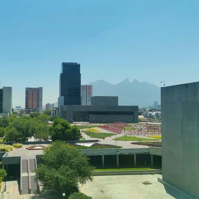Espacio de libre expresión donde conocerás las Vialidades de Monterrey y su área metropolitana a través de las imágenes. 🚥🚧