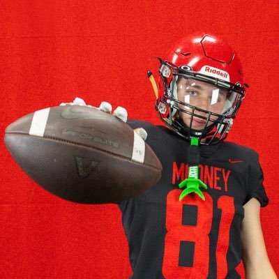 '26. 5'9/160/4.13GPA. Slot Receiver. 2023 CMHS State Champs. FBUTopGunShowcase. MasonJordan2026@gmail.com Highlight Video https://t.co/Nb87pV3JhS