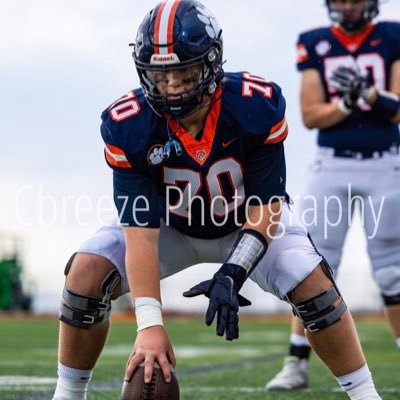 Brighton hs | C | 6’3 | 270 | class of 26 | 3 sport athlete 🏈🏉🤼 | number 71