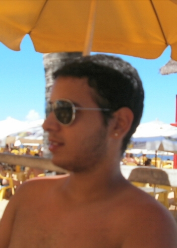 ''Aquele que não luta pelo que quer, não merece o que deseja''
http://t.co/Amhy4R1Nve