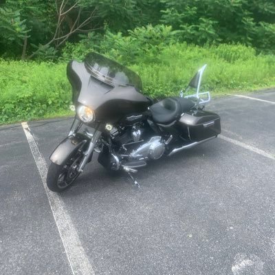 life is short, enjoy every day, 🇺🇸🏍️🇺🇸🏍️ Type 1 Diabetic, Love my family, Love my country, and Love my Harley 🏍️America First MAGA 🇺🇸