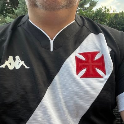 Soma953's profile picture. Supporter l’OM en Île de France, c’est la vie que j’ai choisi, par contre la connerie j’ai pas choisi #teamPayet
