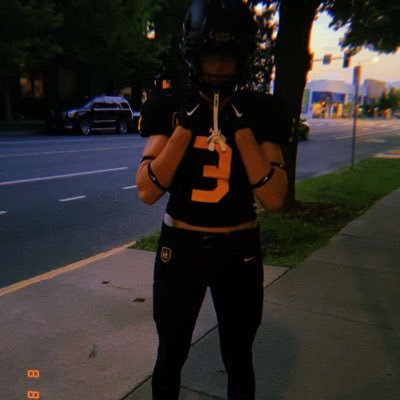 Hellgate High school | 6’2, 180lbs | Class of 2024 | Defensive Athlete and Wide Receiver | colinoleary929@gmail.com | https://t.co/K8q72qSZFg