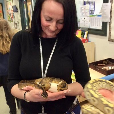MissHamilt9927's profile picture. Depute Headteacher Redwell Primary School Clackmannanshire