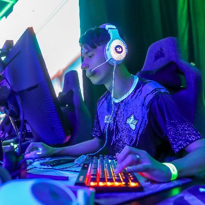 👔 Ceo @undavesports |
Professional Player CS (Inactive)
Lic. Enfermeria 🩺 & Actividad Fisica & Deporte
📩 Contact freitesjuanmartin@gmail.com