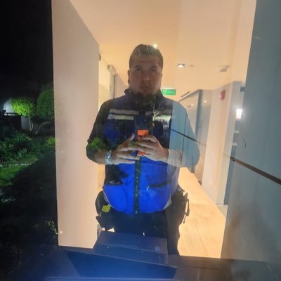 ZetaMiloss's profile picture. 