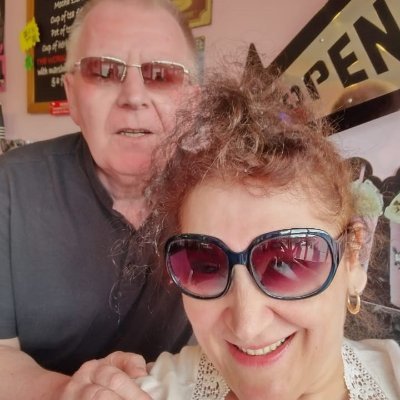Aston Villa fan . Varied musical tastes but have a liking of most 80's music Sci Fi / Fantasy fan as well. Always kind & loyal to people I care about. ❤