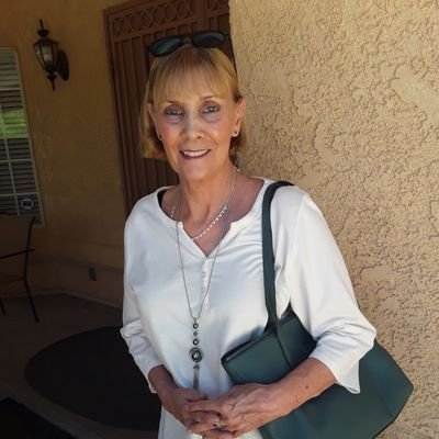 Kathy66828908 Profile Picture