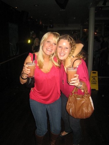 Katieholmes00's profile picture. 