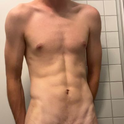 || vers twink || 18+ only || dm for collab || JFF for kinky vids, OF for regular hot content
