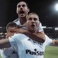 Fisek (@fisuu1) 's Twitter Profile