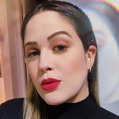 26 anos, brasileira, psicóloga clínica, psicanalista e amante de Freud ♥️
