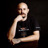 Julio Benavides (@benavidmark) 's Twitter Profile
