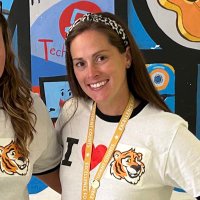 Mrs. Hoffer(@MrsHofferAPS) 's Twitter Profile Photo