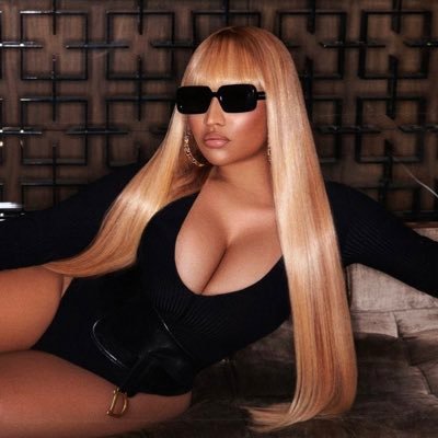 QUEEN OF RAP @nickiminaj 👑Nicki retweeted x1🩷Kim Petras follows💋