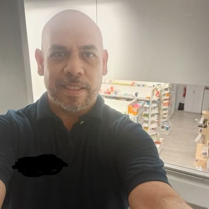 miguelpaz70's profile picture. farmacéutico de profesión y oficio, ciudadano del mundo