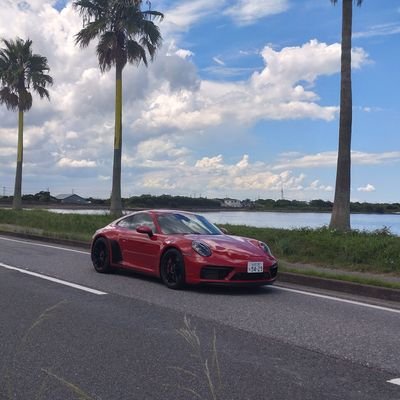 Carrera992GTS満喫してます。やはり車が新しくなると勤務地が変わります。次は兵庫県になりました✨関西のポルシェ乗りの皆さまよろしくお願いします。勤務地歴は、大阪（出身地）、長崎、愛知、東京、宮城です。