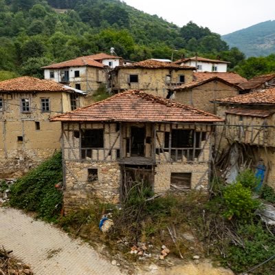 meskensansarak's profile picture. Ahşap, Kerpiç ve Taş.  
Bir sivil yapının koruma ve restorasyon çalışmaları. 
Sansarak, İznik, Bursa.

https://t.co/5z1k46iPZ9