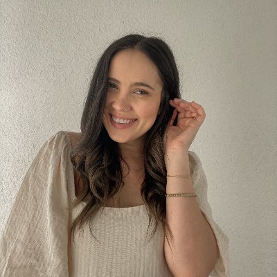 evelynrhidalgo's profile picture. I'm a mom #UGCcreator. I create authentic content for brands. Bilingual (Eng-Spa) Portfolio linked below. 📧 fromevelynsheart@gmail.com